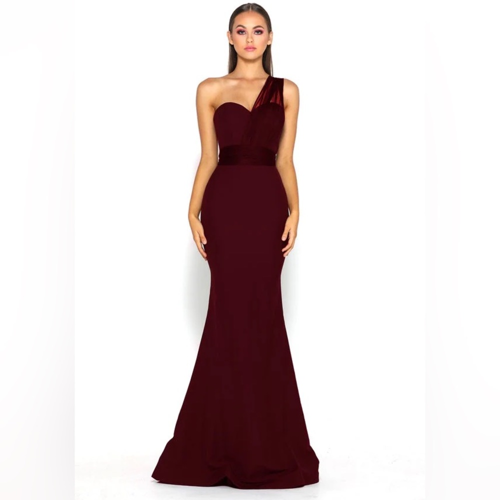 MELISANDRE Gown “Plum”
